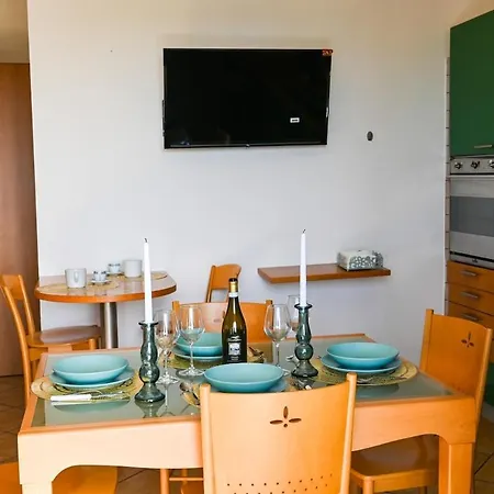 Apartment Comfort And Relaxation 200 M From The Sea